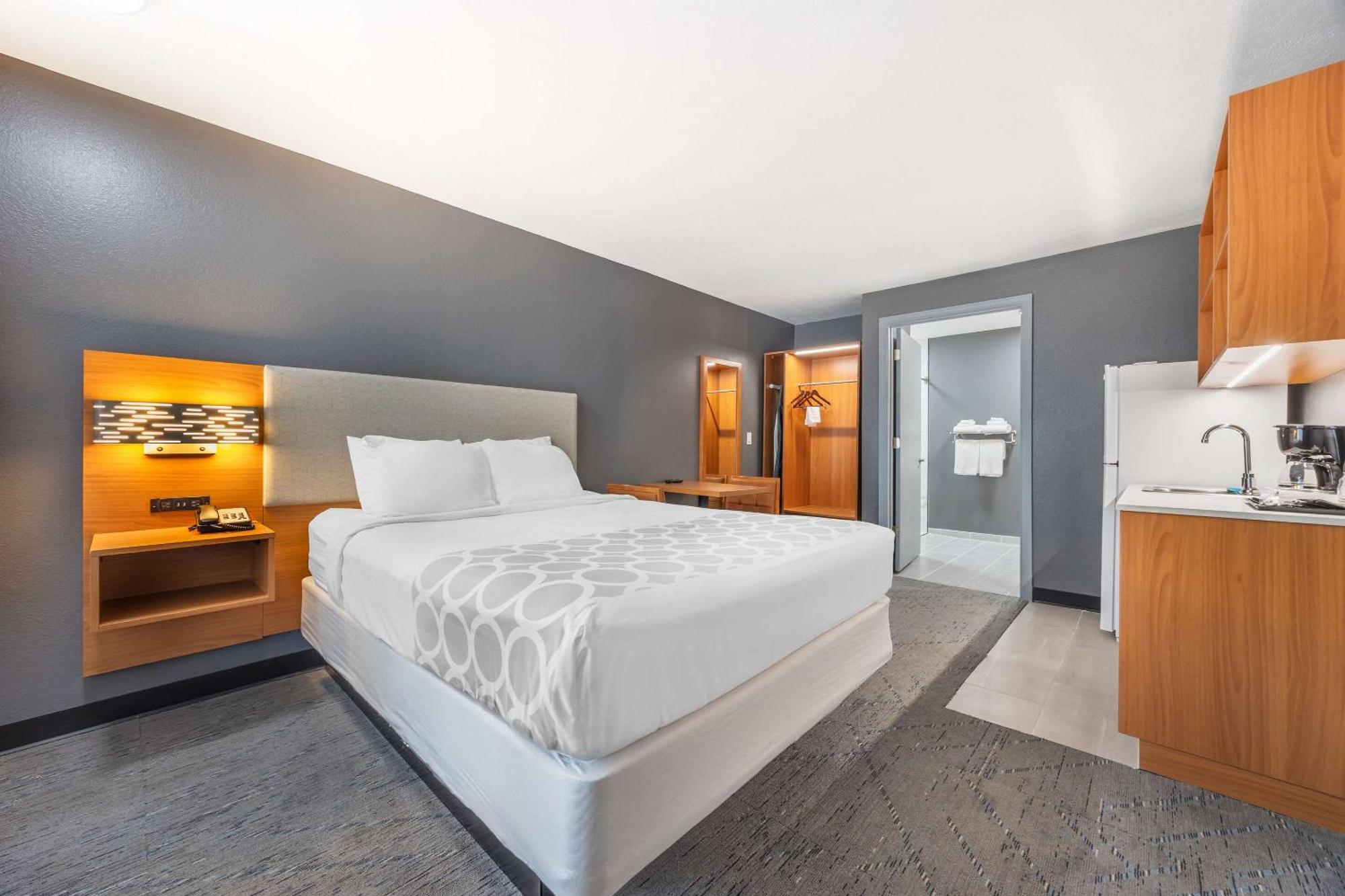 Suburban Studios Branson On The Strip Extérieur photo