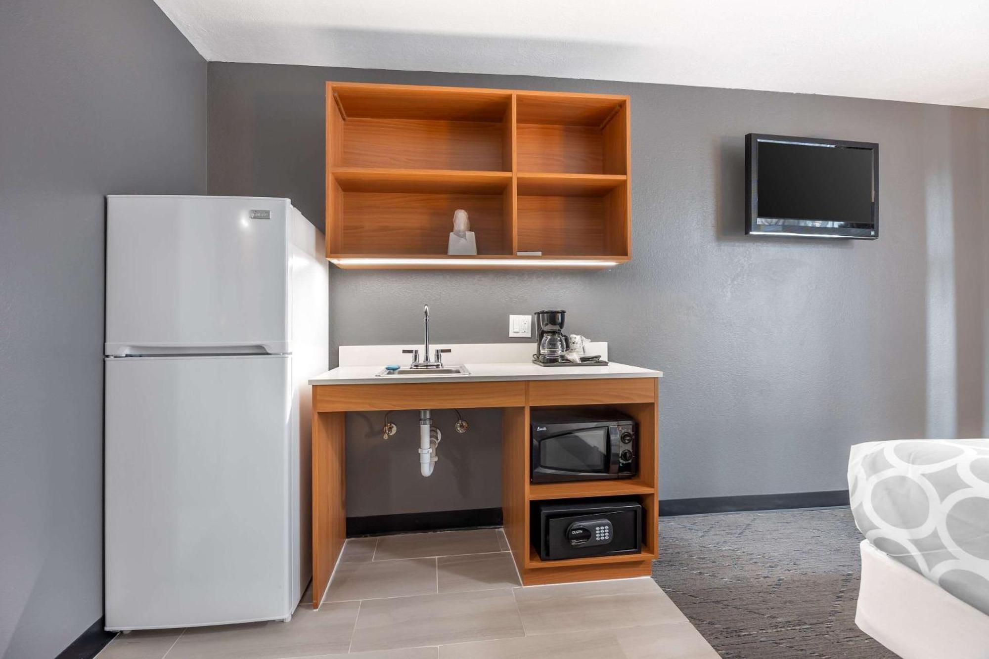 Suburban Studios Branson On The Strip Extérieur photo
