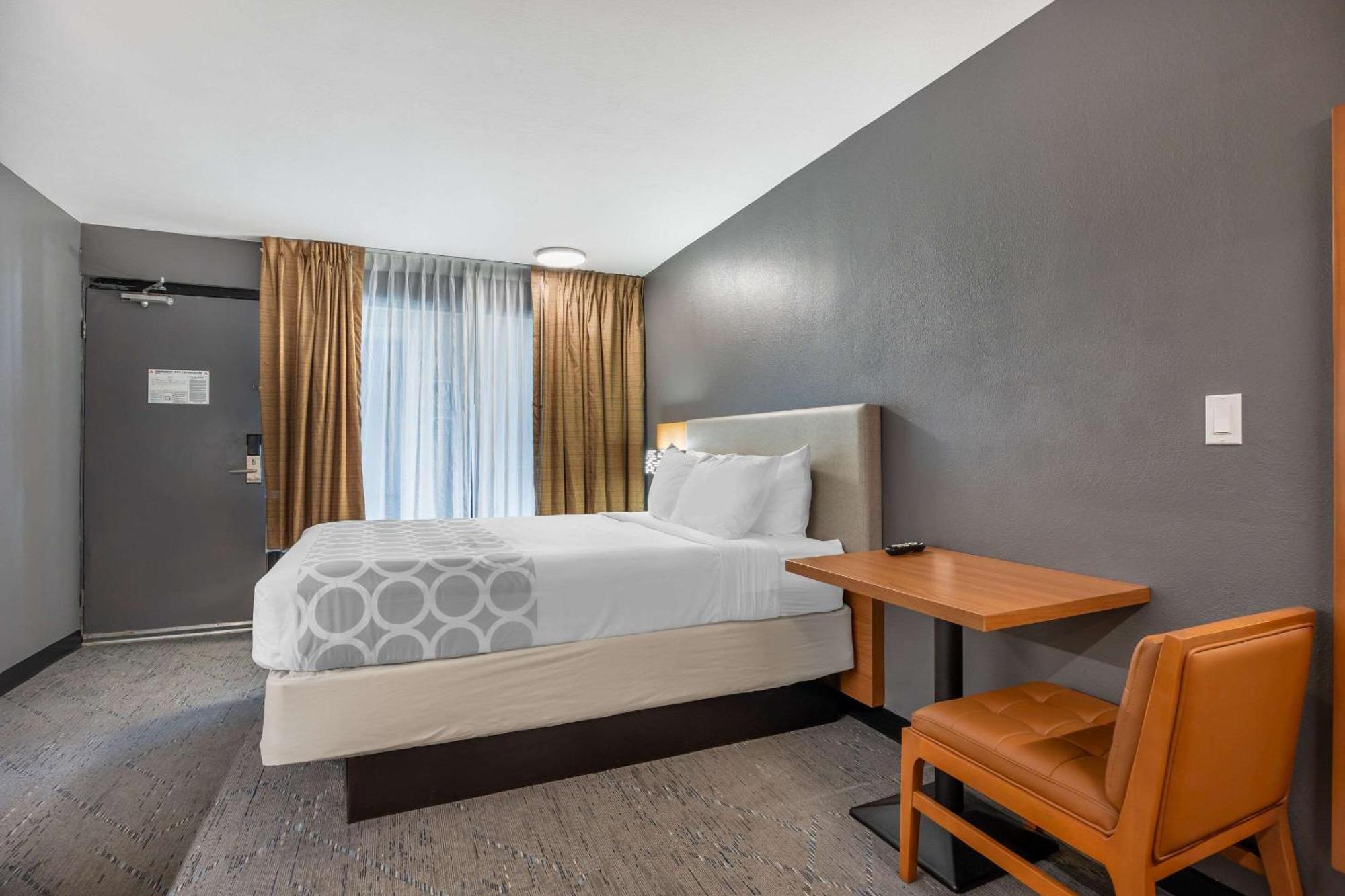 Suburban Studios Branson On The Strip Extérieur photo